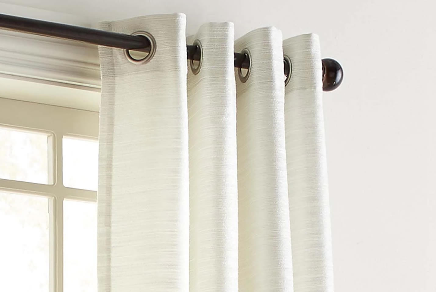 Cortinas manuales o motorizadas para hogar y oficina